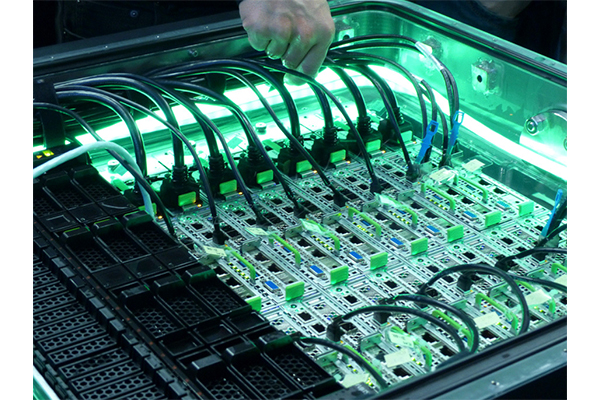 How can electronic fluoride liquid achieve zero ozone depletion potential and help companies fulfill their environmental compliance responsibilities?